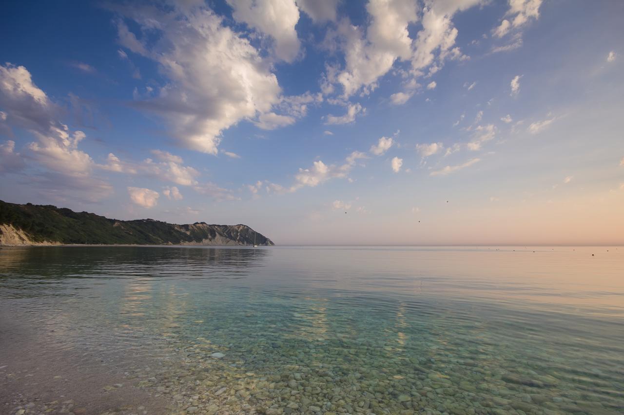 Seebay Hotel Ancona Eksteriør bilde